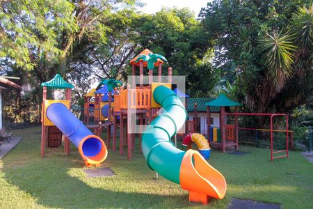 Casa de condomínio para alugar com 450m², 4 quartos e 1 vagaÁrea comum - Playground