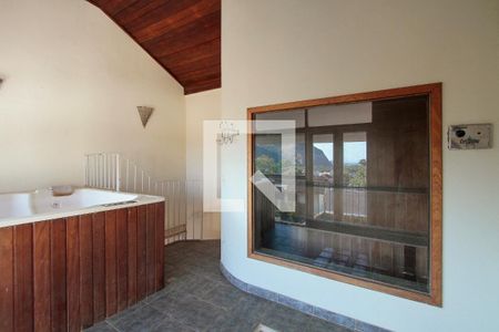 Casa de condomínio para alugar com 450m², 4 quartos e 1 vagaHidromassagem + Sauna