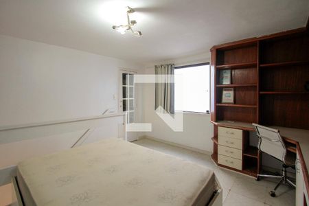 Casa de condomínio para alugar com 450m², 4 quartos e 1 vagaQuarto 4 suíte