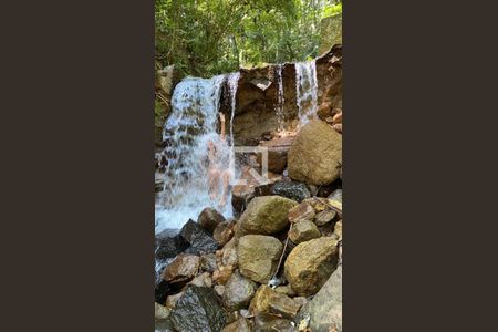 Casa de condomínio para alugar com 450m², 4 quartos e 1 vagaCachoeira