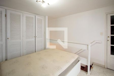 Casa de condomínio para alugar com 450m², 4 quartos e 1 vagaQuarto 4 suíte