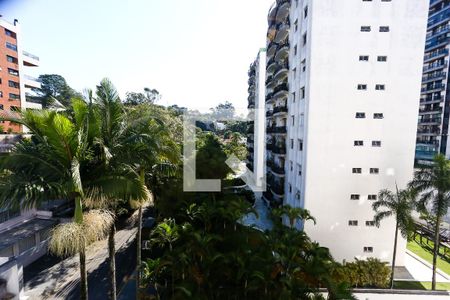 Apartamento à venda com 157m², 3 quartos e 4 vagasquarto 2 vista