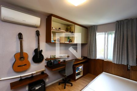 Apartamento à venda com 157m², 3 quartos e 4 vagasquarto 1