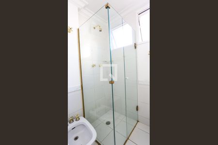 Apartamento à venda com 157m², 3 quartos e 4 vagasBanheiro