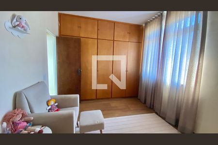 Apartamento à venda com 141m², 3 quartos e 2 vagas Apartamento à venda com 141m², 3 quartos e 2 vagasQuarto 2