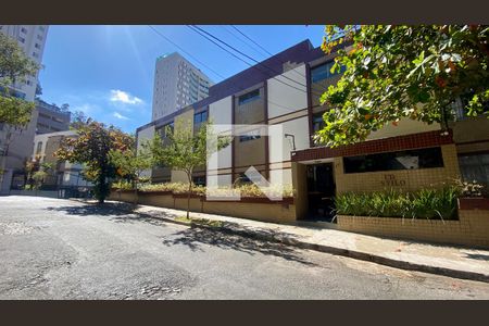 Apartamento à venda com 141m², 3 quartos e 2 vagas Apartamento à venda com 141m², 3 quartos e 2 vagasFachada do Prédio