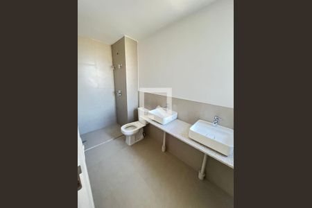 Apartamento à venda com 73m², 2 quartos e 2 vagasBanheiro 