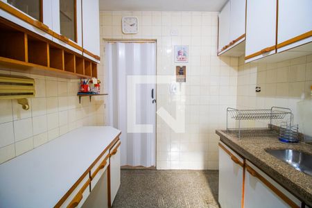 Apartamento para alugar com 70m², 2 quartos e sem vagaCozinha