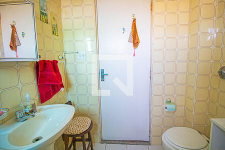 Apartamento para alugar com 70m², 2 quartos e sem vagaBanheiro
