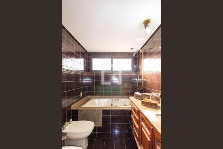 Apartamento à venda com 150m², 3 quartos e 2 vagasBanheiro da Suíte