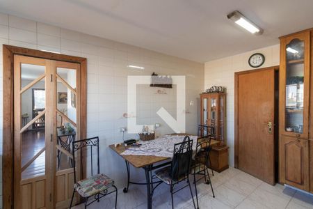 Apartamento à venda com 150m², 3 quartos e 2 vagasCozinha