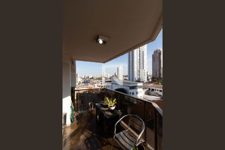 Apartamento à venda com 150m², 3 quartos e 2 vagasVaranda