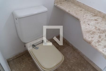 Apartamento para alugar com 236m², 6 quartos e 4 vagasBanheiro da Suíte 1