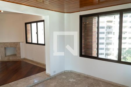 Apartamento para alugar com 236m², 6 quartos e 4 vagasSala 3