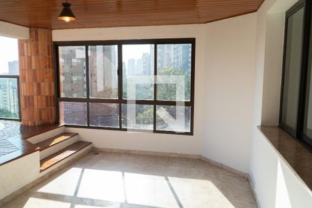 Apartamento para alugar com 236m², 6 quartos e 4 vagasVaranda gourmet e piscina