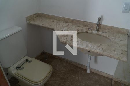 Apartamento para alugar com 236m², 6 quartos e 4 vagasBanheiro da Suíte 1