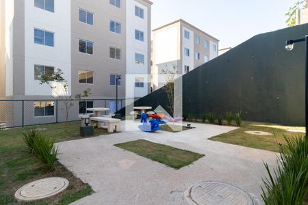 Apartamento para alugar com 38m², 2 quartos e sem vagaÁrea comum - Playground 2 