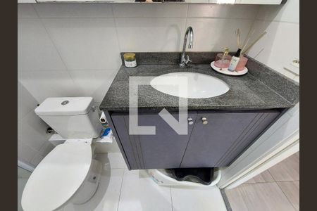 Apartamento à venda com 35m², 2 quartos e sem vaga Apartamento à venda com 35m², 2 quartos e sem vagaBanheiro