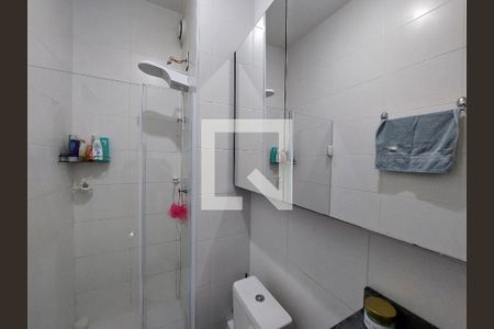 Apartamento à venda com 35m², 2 quartos e sem vaga Apartamento à venda com 35m², 2 quartos e sem vagaBanheiro