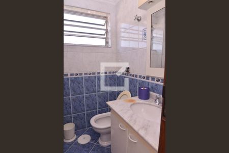 Casa à venda com 256m², 3 quartos e 3 vagasBanheiro 2