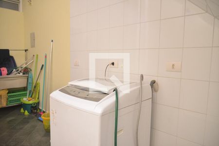 Casa à venda com 256m², 3 quartos e 3 vagasLavanderia 