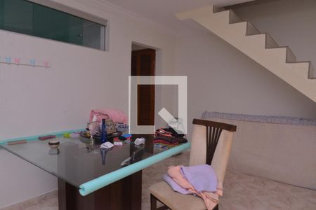 Sala de casa à venda com 3 quartos, 256m² em Campestre, Santo André