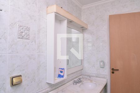 Casa à venda com 256m², 3 quartos e 3 vagasBanheiro 1