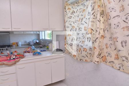 Casa à venda com 256m², 3 quartos e 3 vagasLavanderia 