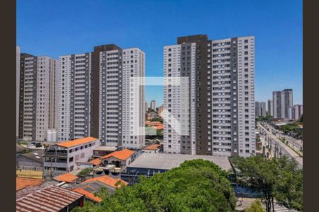 Apartamento à venda com 33m², 2 quartos e sem vaga Apartamento à venda com 33m², 2 quartos e sem vagaFachada