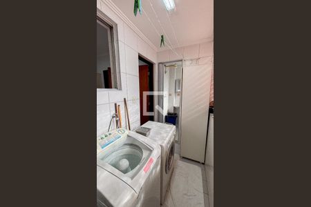 Apartamento à venda com 69m², 2 quartos e 1 vagaÁrea de Serviço