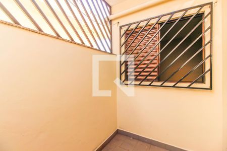 Casa para alugar com 70m², 3 quartos e 1 vagaÁrea de Serviço