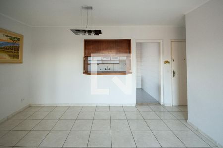 Sala de apartamento para alugar com 2 quartos, 76m² em Vila Campo Grande, São Paulo