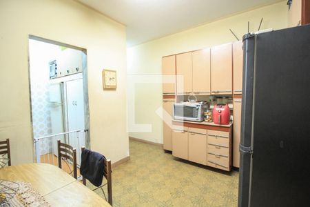 Casa à venda com 185m², 4 quartos e 2 vagasCozinha