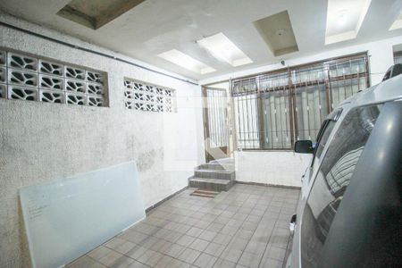 Casa à venda com 185m², 4 quartos e 2 vagasÁrea Externa