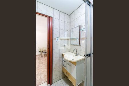 Casa à venda com 125m², 4 quartos e 1 vagaBanheiro 1