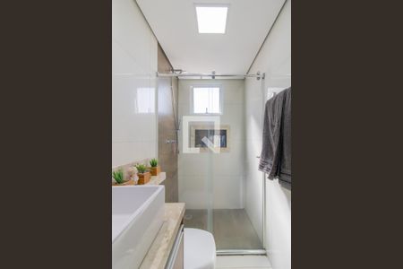 Banheiro de apartamento para alugar com 2 quartos, 45m² em Vila Florida, Guarulhos