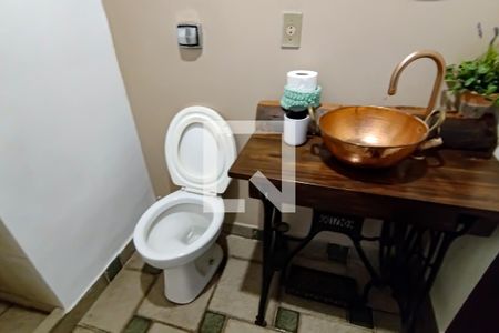 Casa à venda com 420m², 4 quartos e 4 vagasbanheiro externo