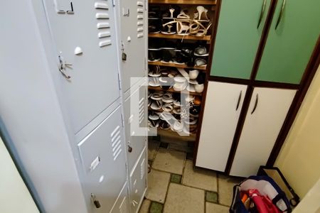 Casa à venda com 420m², 4 quartos e 4 vagasarea de servico e comodos