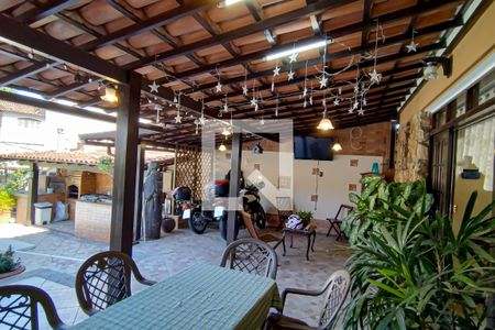 Casa à venda com 420m², 4 quartos e 4 vagasvaranda