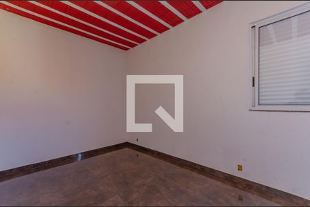 Casa à venda com 360m², 5 quartos e 4 vagas Casa à venda com 360m², 5 quartos e 4 vagasEdícula