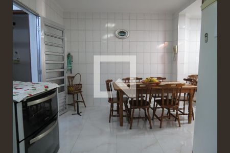 Casa à venda com 200m², 4 quartos e 2 vagasCozinha