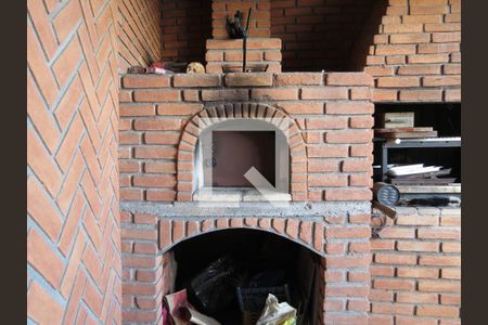 Casa à venda com 200m², 4 quartos e 2 vagasChurrasqueira