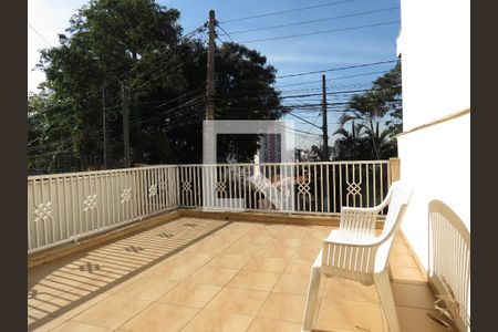 Varanda Sala de casa à venda com 4 quartos, 200m² em Vila Cruz das Almas, São Paulo