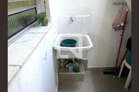 Casa à venda com 200m², 4 quartos e 2 vagasLavanderia - Tanque