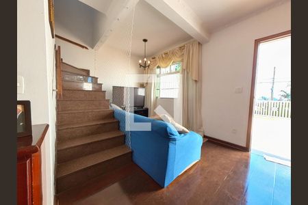 Sala de casa à venda com 4 quartos, 200m² em Vila Cruz das Almas, São Paulo