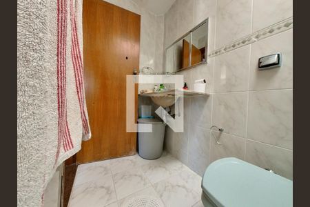 Casa à venda com 200m², 4 quartos e 2 vagasBanheiro Social 1