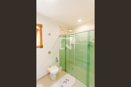 Casa à venda com 267m², 3 quartos e 8 vagasBanheiro da Suíte 3