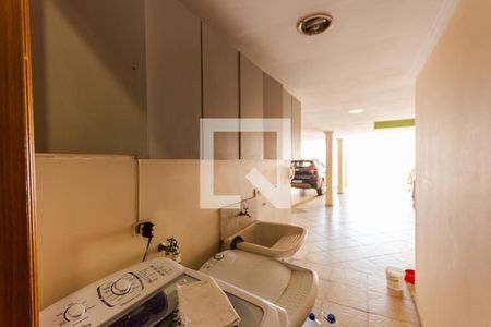 Casa à venda com 267m², 3 quartos e 8 vagasÁrea de Serviço