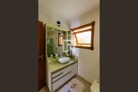 Casa à venda com 267m², 3 quartos e 8 vagasBanheiro da Suíte 3