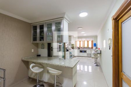 Casa à venda com 267m², 3 quartos e 8 vagasCozinha